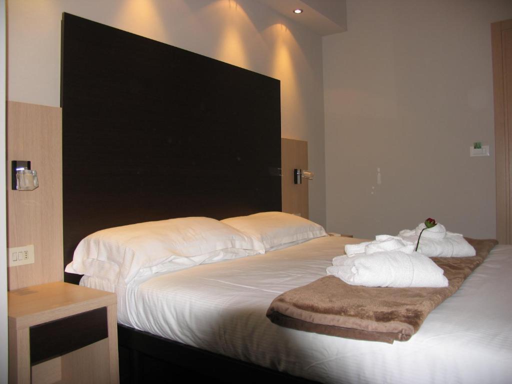 Hotel Aiglon 里米尼 外观 照片