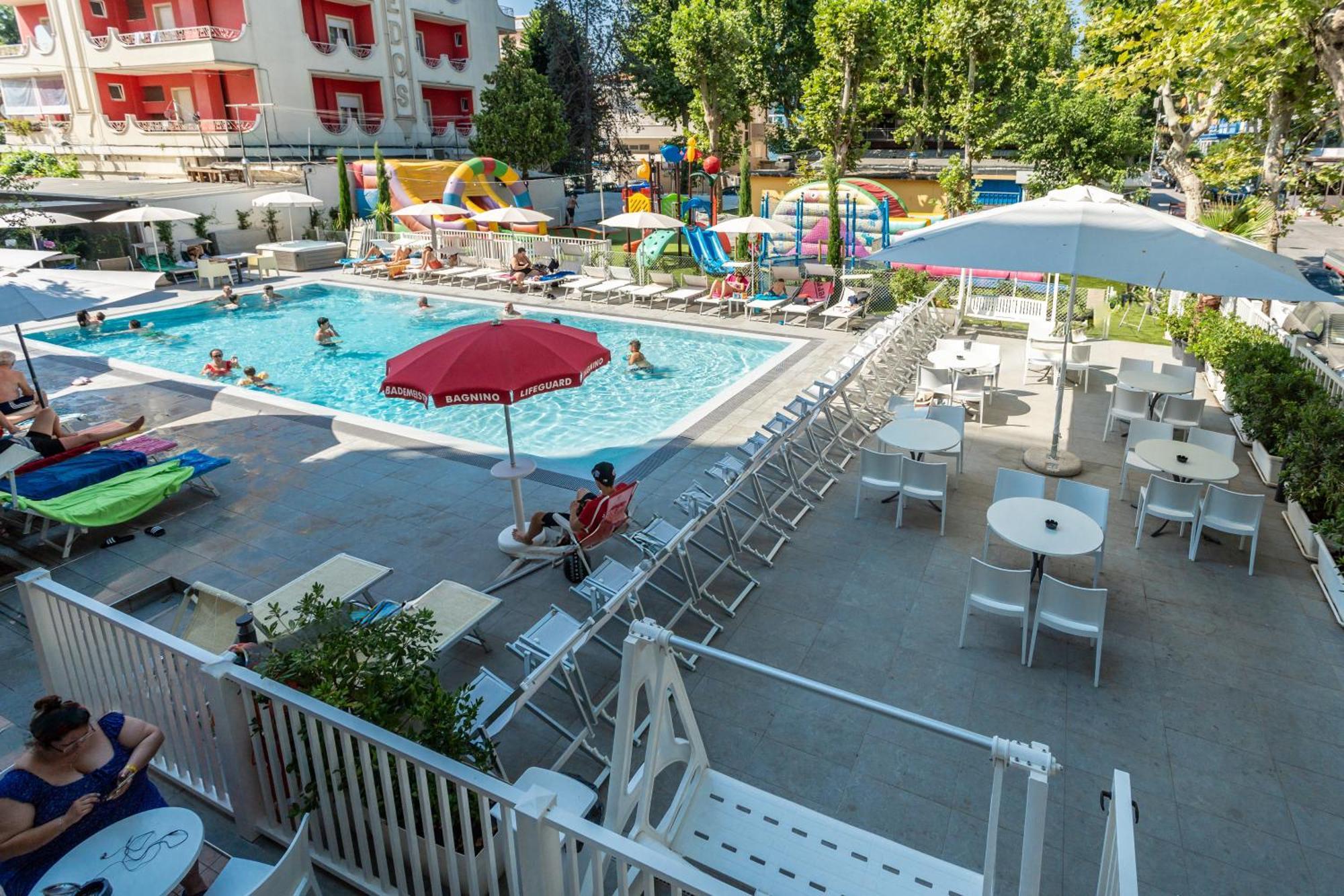 Hotel Aiglon 里米尼 外观 照片