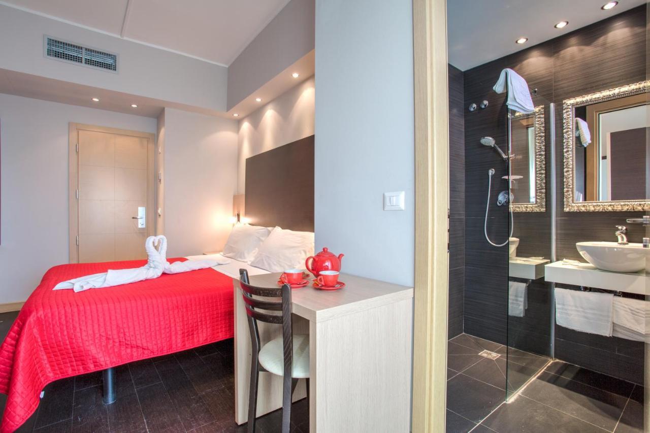 Hotel Aiglon 里米尼 外观 照片